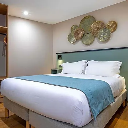 Montcalm 3* Paris