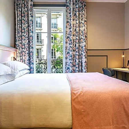 Hotell Montcalm Paris