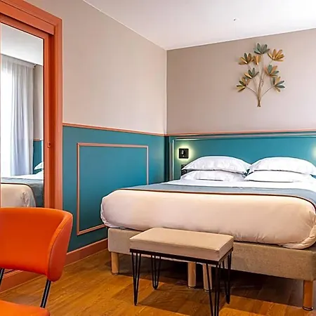 Hotell Montcalm 3*