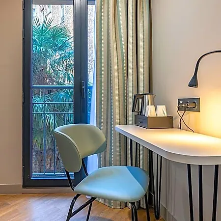 Montcalm 3* Paris