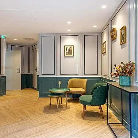 Montcalm Hotell 3*